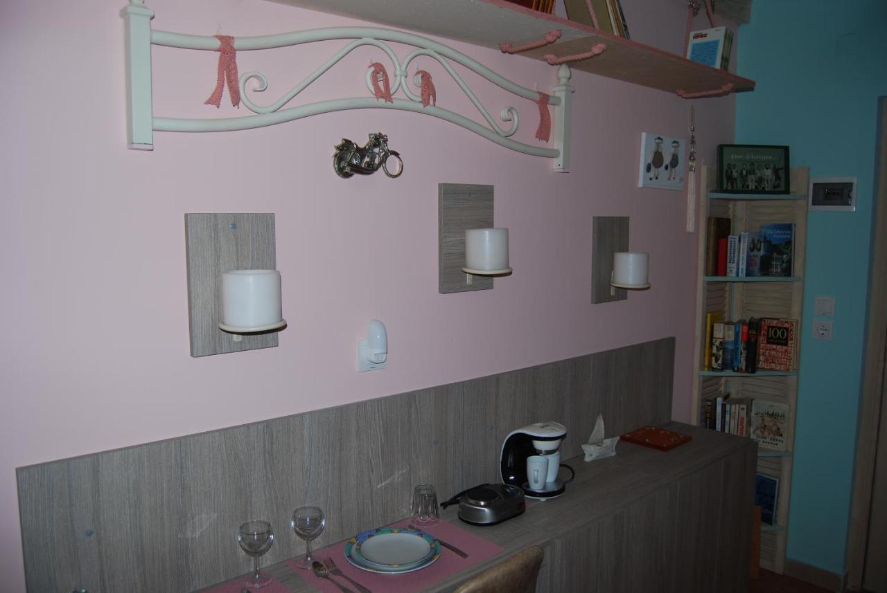 Kastro-Kyllini Luxury Traditional Room The Small Bookstore מראה חיצוני תמונה
