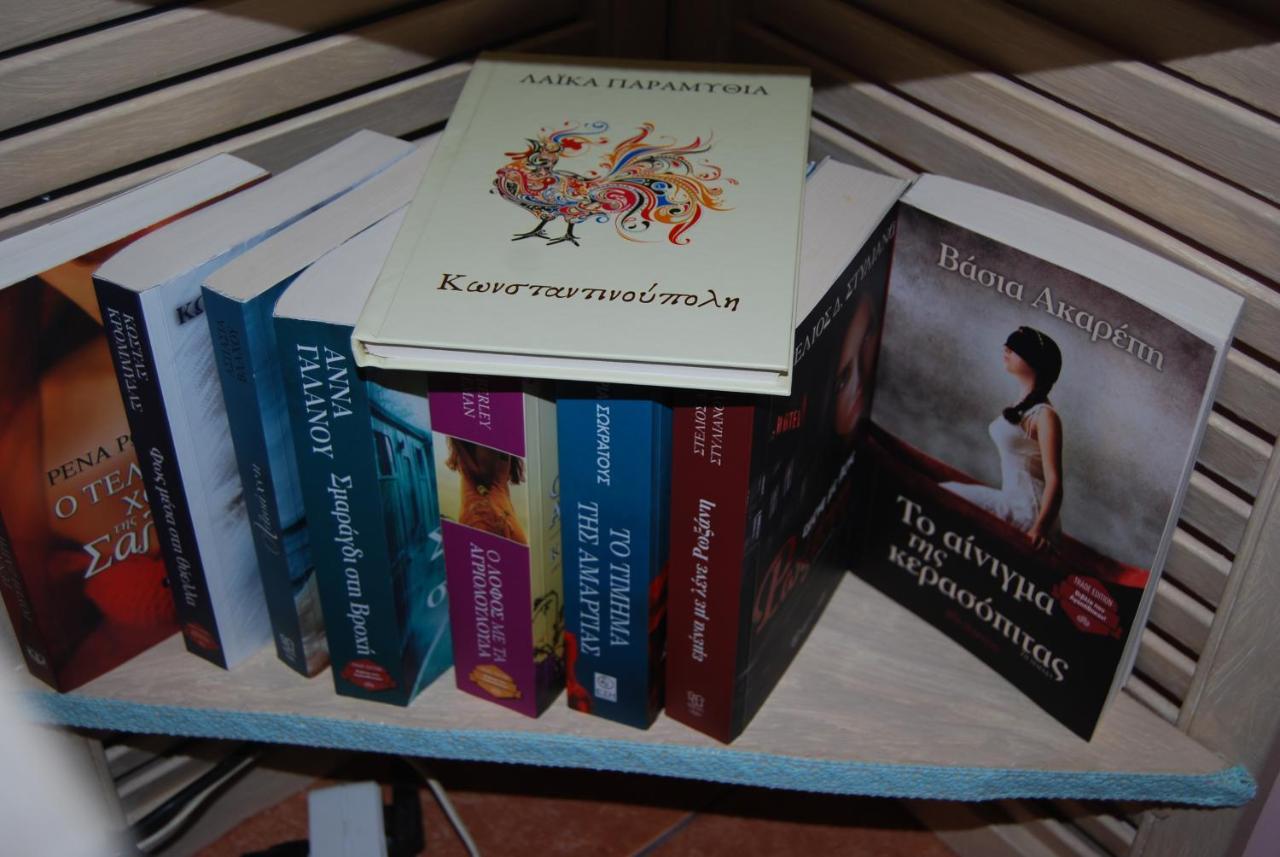 Kastro-Kyllini Luxury Traditional Room The Small Bookstore מראה חיצוני תמונה