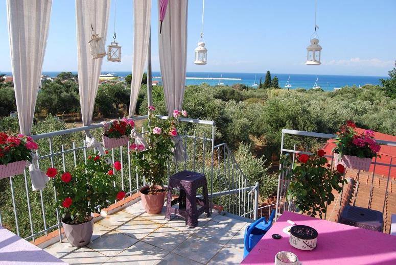 Kastro-Kyllini Luxury Traditional Room The Small Bookstore מראה חיצוני תמונה