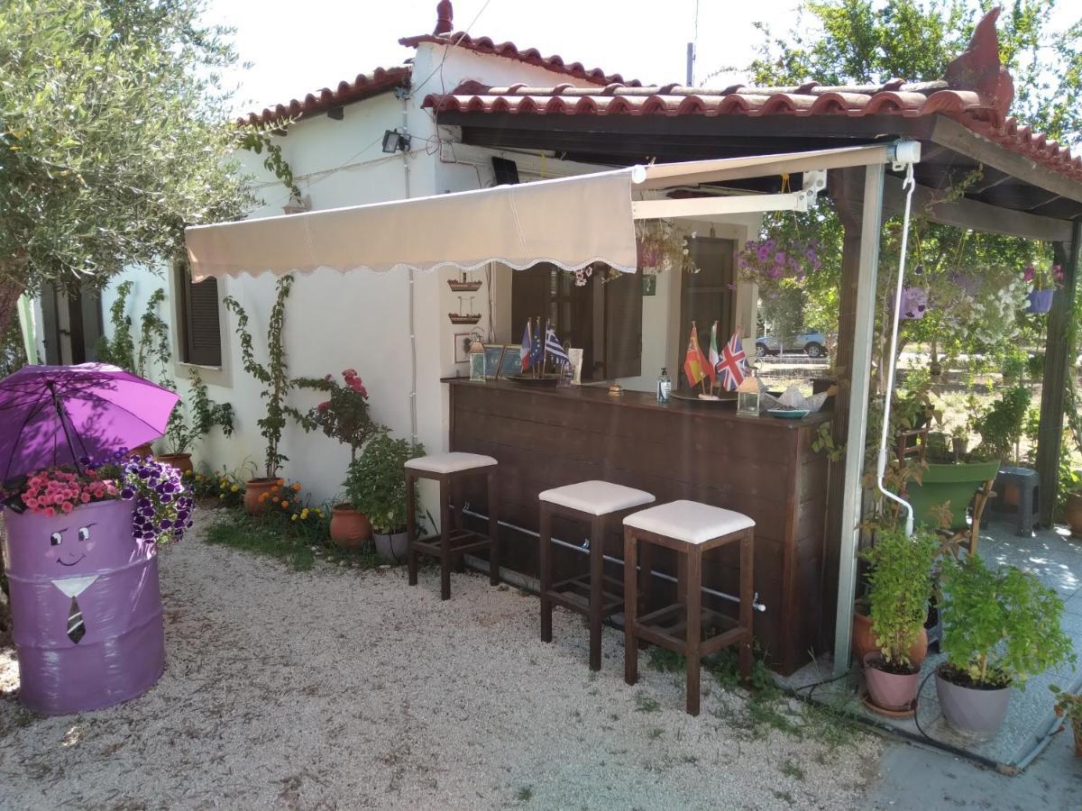 Kastro-Kyllini Luxury Traditional Room The Small Bookstore מראה חיצוני תמונה